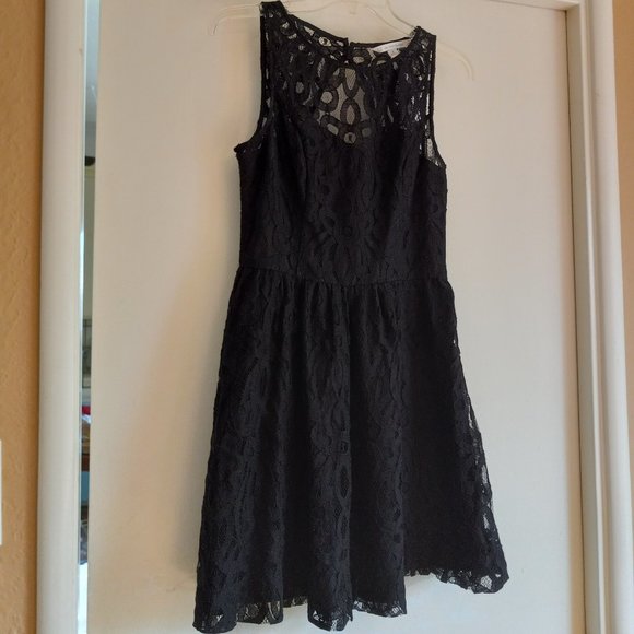 Retro-Vibe Black Lace Dress w/ Triangle Cut Out Back Detail Cocktail Holiday 6 - Picture 1 of 15